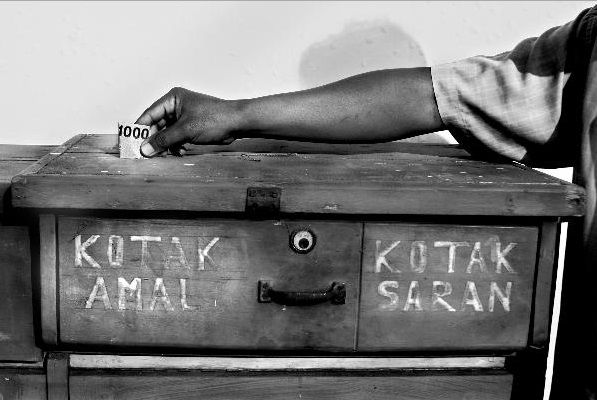 Bersedekah Atas Nama Mayit, Dapat Pahala&nbsp;Juga