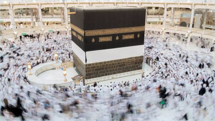 Mengikat Orang Yang Thawaf Untuk&nbsp;Menuntunnya